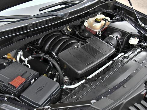 Used 2023 GMC Yukon XL Denali image 57