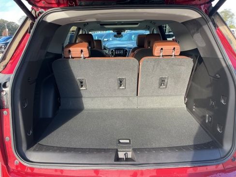 Used 2018 Chevrolet Traverse High Country image 6