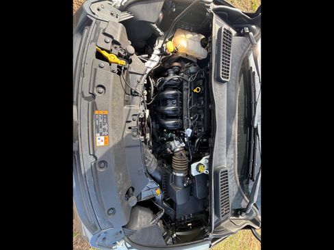 Used 2016 Ford Escape S image 9