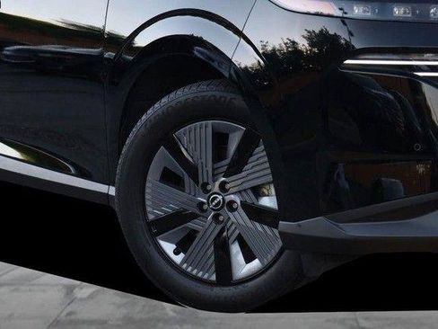 Used 2025 Nissan Murano SL AWD/4WD image 3