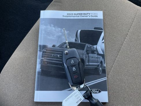 Used 2023 Ford F250 XLT image 43