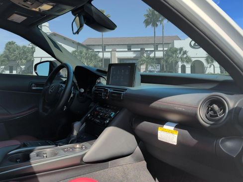Certified 2025 Lexus IS 350 F Sport RWD image 29