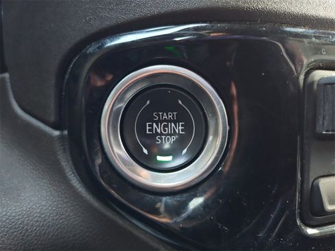 Used 2024 GMC Sierra 2500 SLT w/ Texas SLT Premium Package image 29