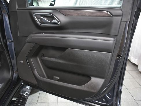 Used 2023 Chevrolet Tahoe Z71 AWD/4WD image 15