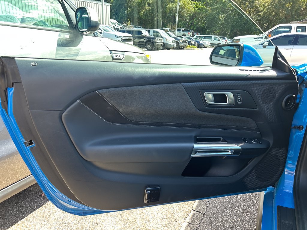 Used 2024 Ford Mustang Coupe RWD image 8
