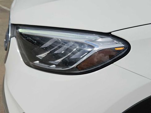 New 2026 Mercedes-Benz GLC 300 image 10