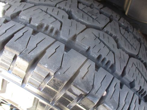 Used 2023 Ford Bronco Big Bend w/ Sasquatch Package AWD/4WD image 14