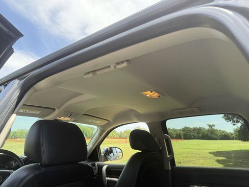 Used 2011 Chevrolet Silverado 1500 LT w/ Texas Edition RWD image 20