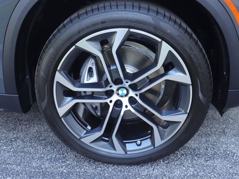 New 2026 BMW X5 sDrive40i w/ Climate Comfort Package RWD image 42