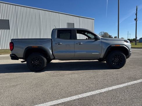 New 2026 GMC Canyon Elevation w/ Convenience Package image 8