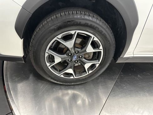 Used 2019 Subaru Crosstrek 2.0i Premium w/ Eyesight System AWD/4WD image 9