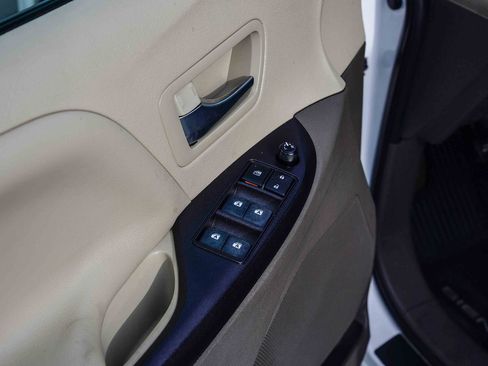 Certified 2020 Toyota Sienna LE image 26