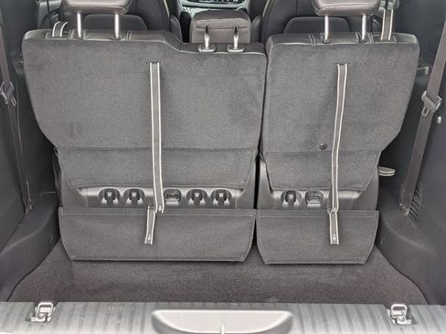 New 2027 Chrysler Pacifica Select FWD image 29