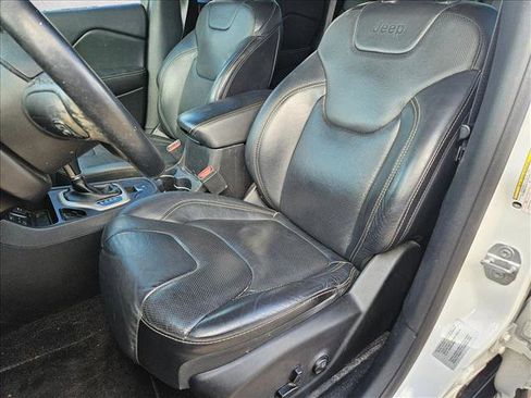 Used 2016 Jeep Cherokee High Altitude w/ Luxury Group image 15