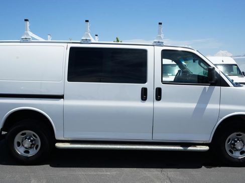 Used 2021 GMC Savana 2500 w/ Driver Convenience Package RWD image 5