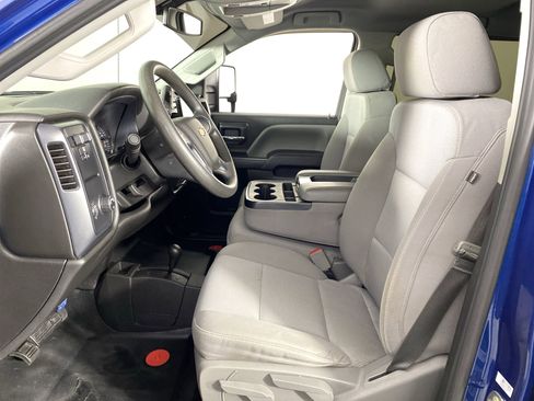 Used 2018 Chevrolet Silverado 2500 W/T w/ WT Convenience Package image 13