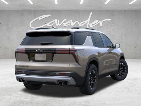 New 2027 Chevrolet Traverse Z71 w/ Enhanced Driving Package AWD/4WD image 4