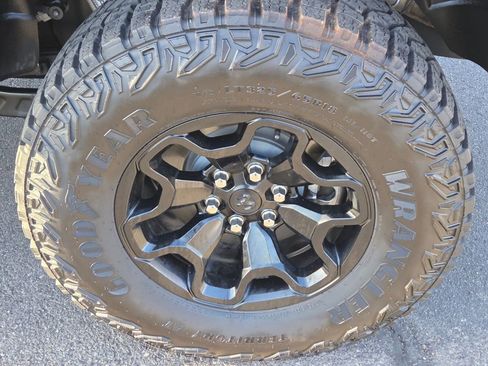 Used 2025 RAM 1500 RHO w/ RHO Level 1 Equipment Group AWD/4WD image 12