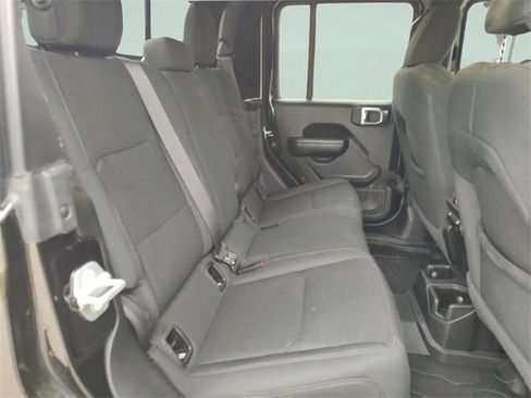 Certified 2021 Jeep Gladiator Sport image 33