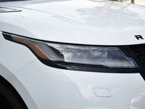 New 2026 Land Rover Range Rover Velar Dynamic SE image 15