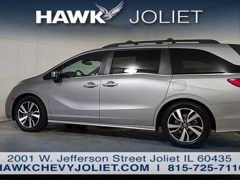 Used 2023 Honda Odyssey Touring image 5