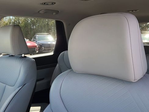 Used 2025 Hyundai Palisade SEL AWD/4WD image 10