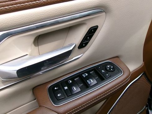 Used 2019 RAM 1500 Laramie image 8