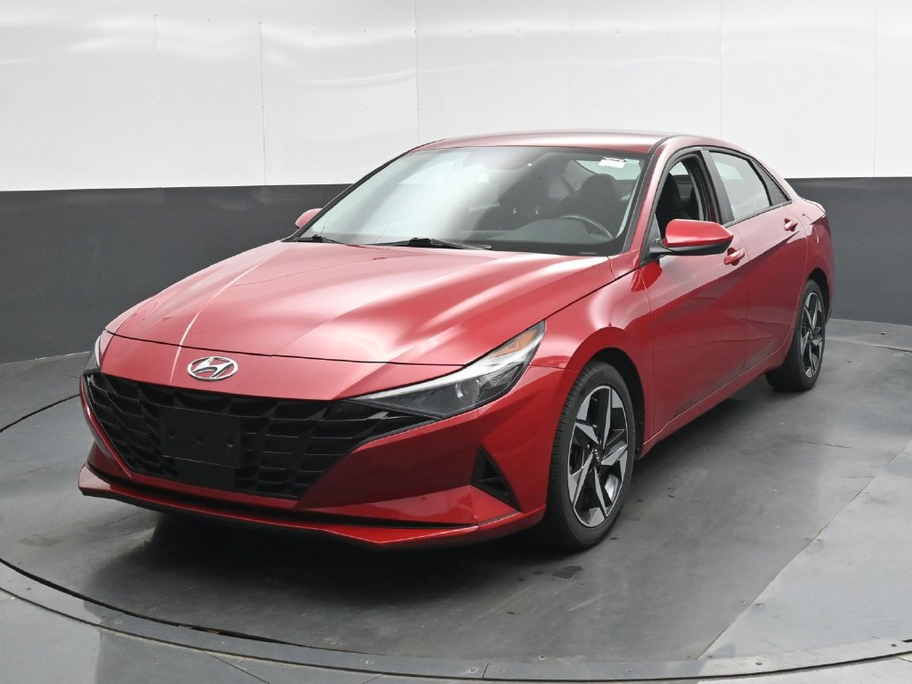 Used 2023 Hyundai Elantra SEL w/ Convenience Package FWD image 5