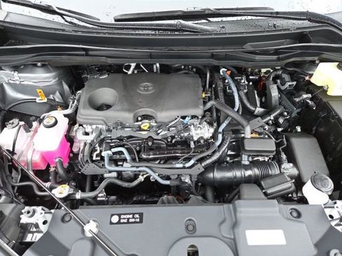 Used 2026 Toyota Sienna LE image 29