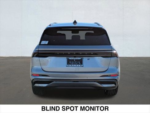 New 2026 Lincoln Nautilus Reserve w/ Jet Appearance Package image 5