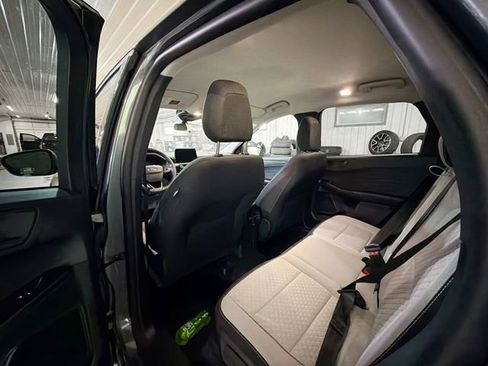 Used 2023 Ford Escape Active AWD/4WD image 9