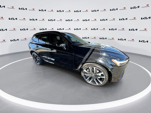 Used 2024 Volvo XC60 T8 Ultimate w/ Protection Package Premier image 2