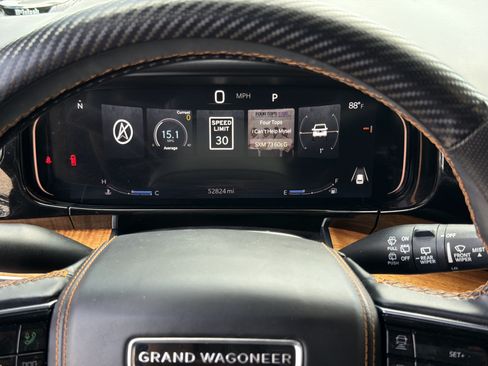 Used 2023 Jeep Grand Wagoneer Series III AWD/4WD image 20