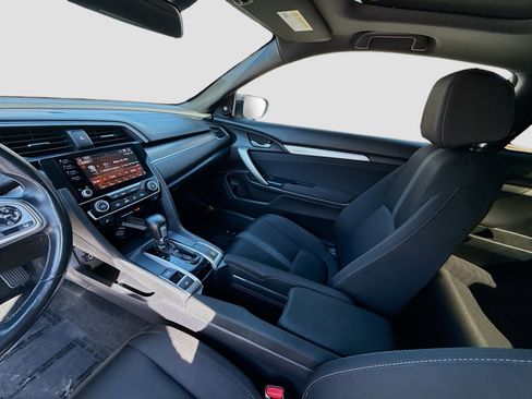 Used 2020 Honda Civic EX image 17