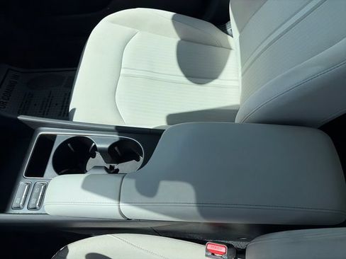 Used 2025 Hyundai Sonata SEL FWD image 21
