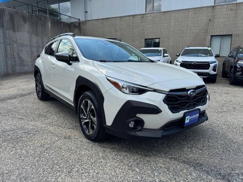 Used 2024 Subaru Crosstrek 2.0i Premium AWD/4WD image 39