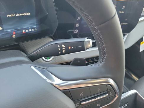 New 2026 Chevrolet Equinox LT w/ Convenience Package II AWD/4WD image 21