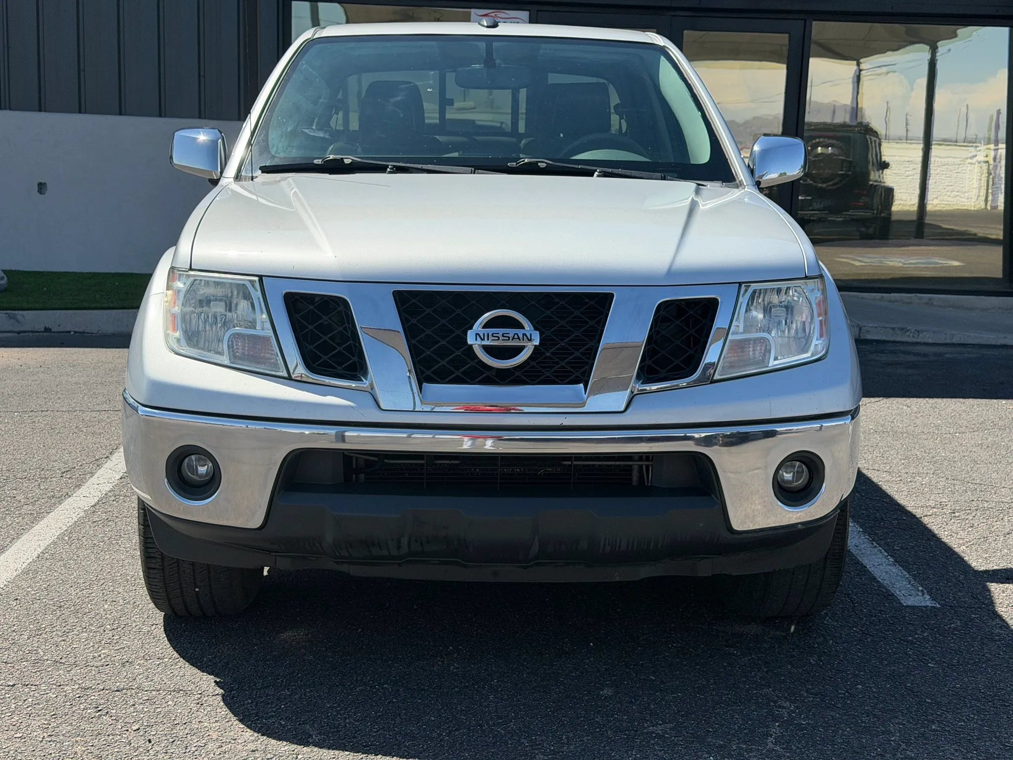 Used 2019 Nissan Frontier SL RWD image 9