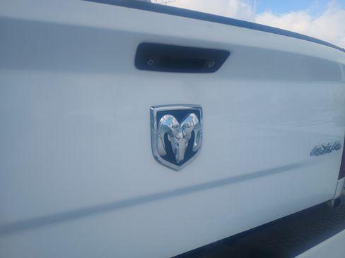 Used 2015 RAM 1500 Sport image 7