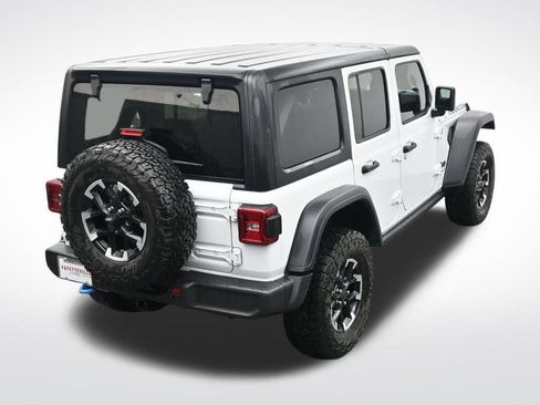 Used 2024 Jeep Wrangler Unlimited Rubicon 4xe AWD/4WD image 25