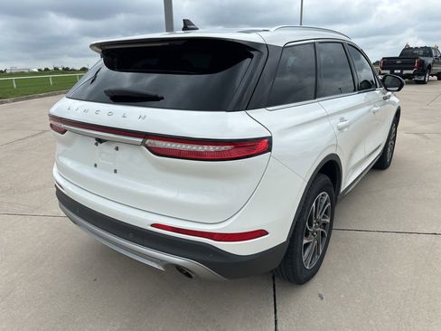Used 2020 Lincoln Corsair FWD w/ Equipment Group 101A image 5