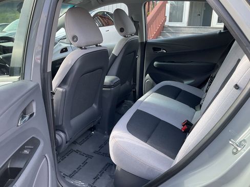 Used 2021 Chevrolet Bolt LT image 25