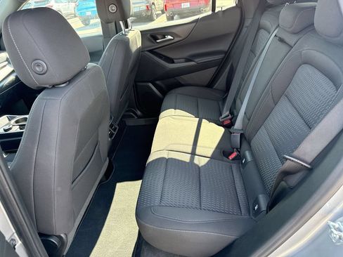 Used 2026 Chevrolet Equinox LT AWD/4WD image 31