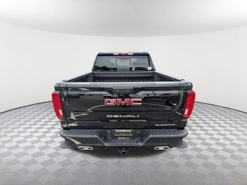 Used 2026 GMC Sierra 1500 Denali AWD/4WD image 6