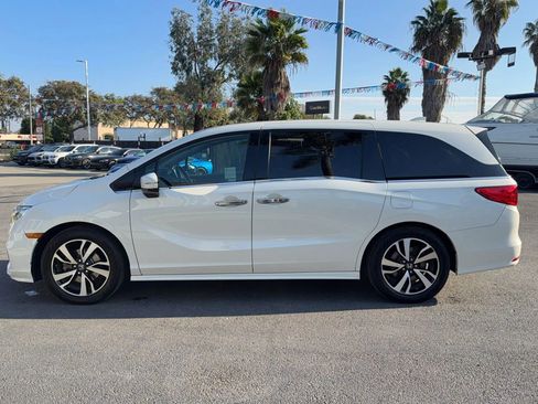 Used 2018 Honda Odyssey Elite image 7