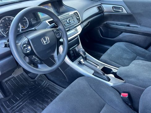 Used 2013 Honda Accord LX image 11