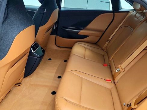 Used 2024 Lucid Air Touring image 21