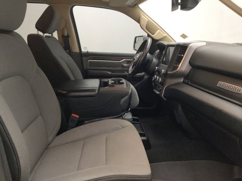 Used 2019 RAM 1500 Big Horn RWD image 21