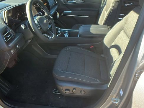 New 2026 Chevrolet Traverse LT w/ Driver Confidence Package image 13