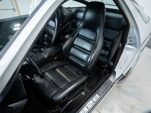 Used 1991 Porsche 928 S4 image 3